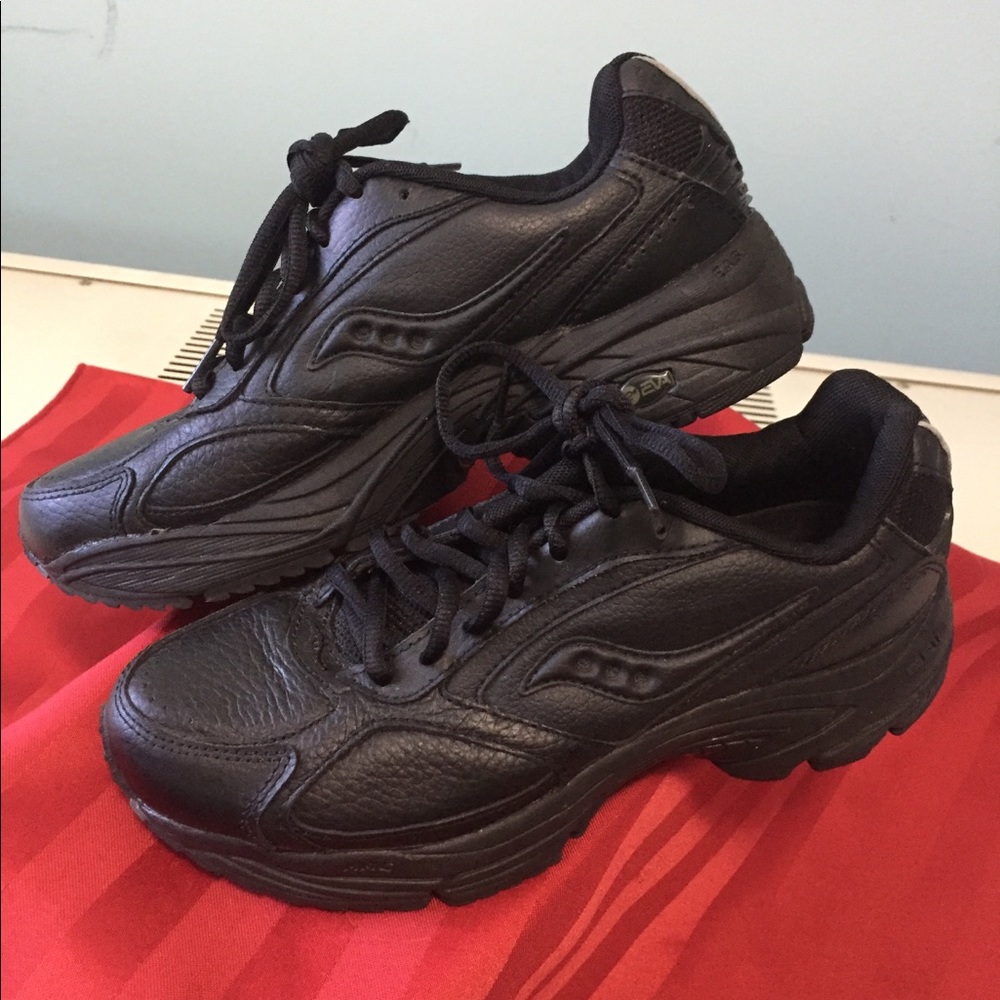 Make Offer! -Saucony-  Grid Omni Women’s Walkers